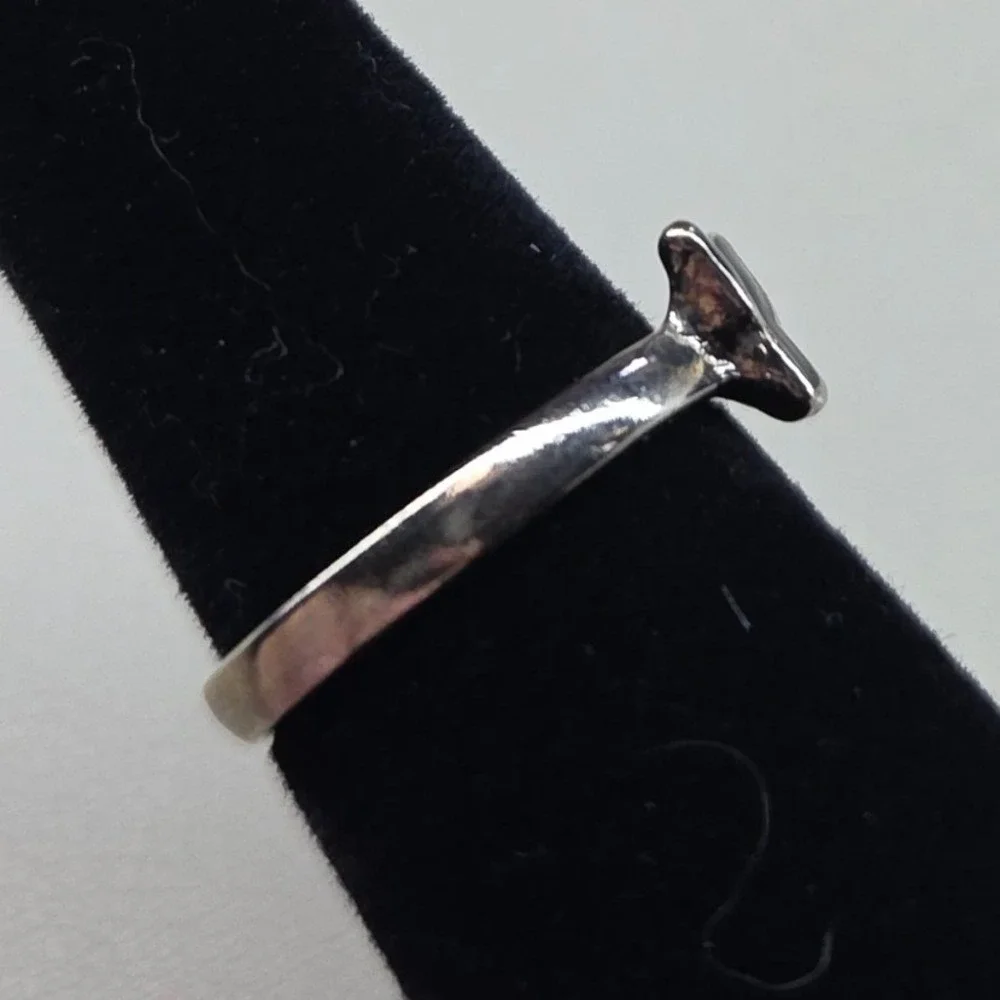 N/A minimalist butterfly
